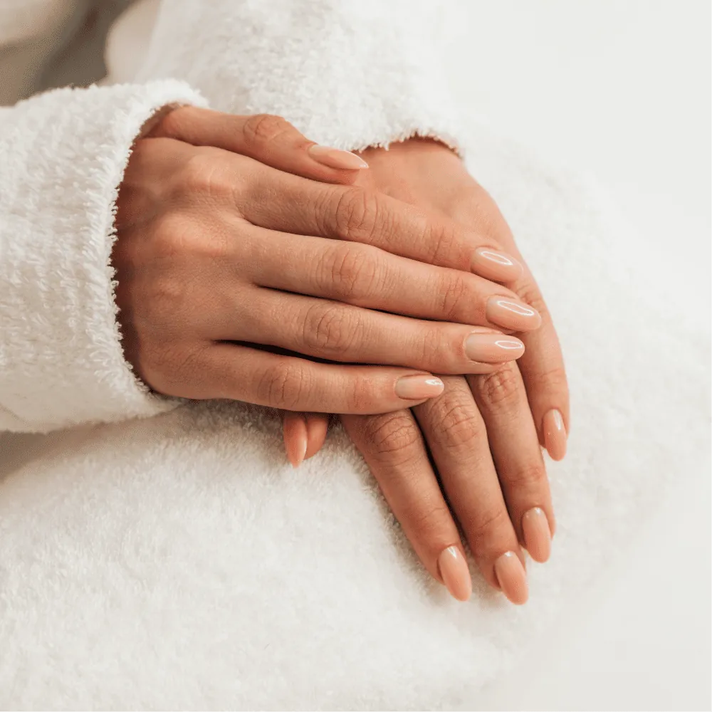 Manicura Semipermanente SPA — By Glow